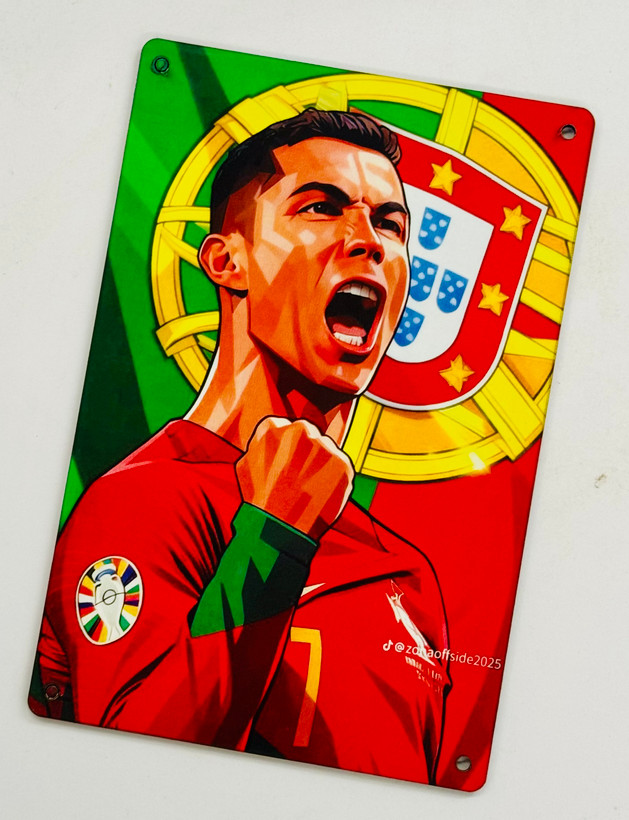 تابلو دکوراتیو چوبی پسرانه طرح کریستیانو رونالدو رونالدو CR7 سایز A5