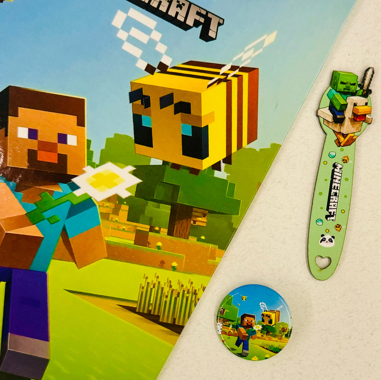 ۲۲۰...پک هدیه پسرانه ست لوازم تحریر فانتزی ماینکرفت با کلاسور حاشیه دار